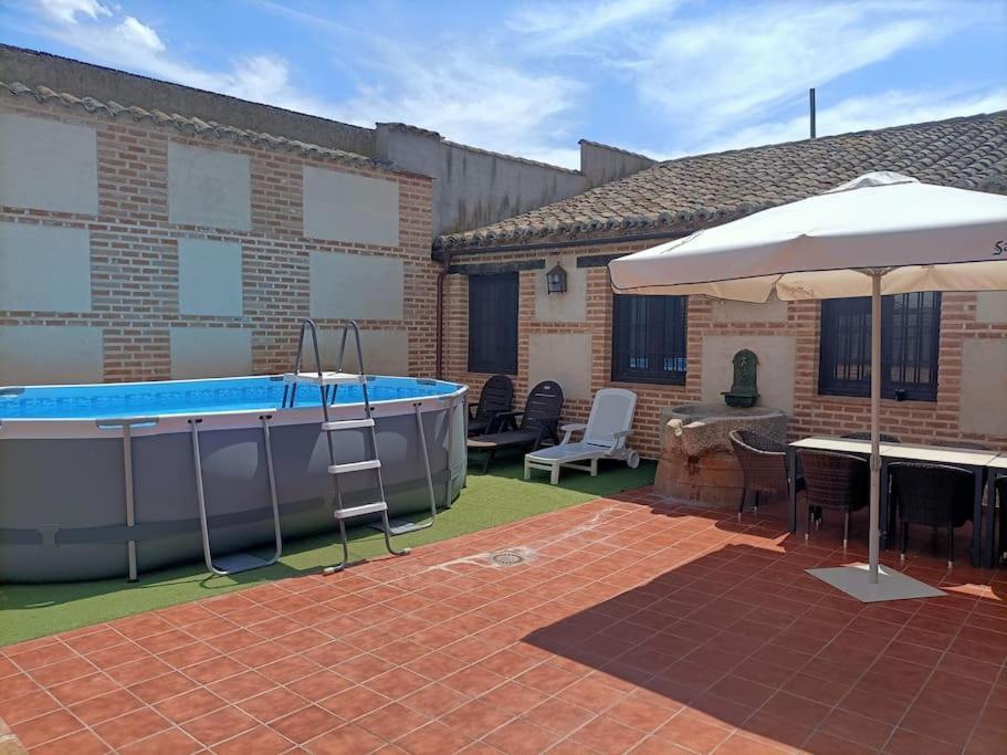 Museum La Almazara De 11th Century Holiday home